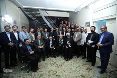 عکس یادگاری جامعه قرآنی در دیدار نوروزی سال ۹۶