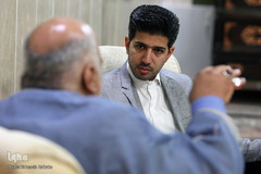 در محضر ستایشگران