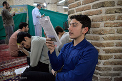 مراسم معنوی اعتکاف در مسجد جامع بازار تهران