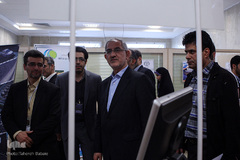 بازدید نصرالله جهانگرد معاون وزیر ارتباطات ازاولین نمایشگاه کسب و کارهای موفق در فضای مجازی