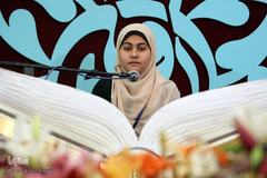 رقابت دختران در پنجمین دوره مسابقات قرآن دانش آموزان