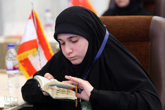 رقابت دختران در پنجمین دوره مسابقات قرآن دانش آموزان