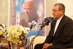 جمع پرشور قاریان قرآن در میلاد قمر بنی‌هاشم(ع)