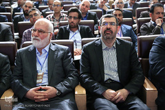 صادق واعظ زاده رئیس مرکز الگوی اسلامی ایرانی پیشرفت و هادی اکبرزاده، دبیر علمی ششمین کنفرانس الگوی اسلامی ایرانی پیشرفت 