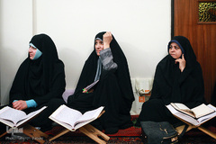 تجلیل شاگردان از مقام معلم قرآن
