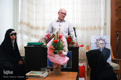 تجلیل شاگردان از مقام معلم قرآنخادم القرآن سیدمحسن موسوی‌بلده، پیشکسوت قرآنی