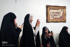 تجلیل شاگردان از مقام معلم قرآن
