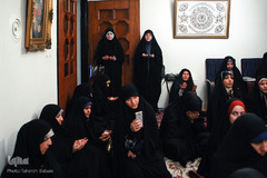 تجلیل شاگردان از مقام معلم قرآن
