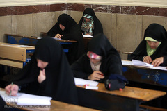 اولین مرحله دوازدهمین دوره آزمون سراسری اعطای مدرک به حافظان قرآن کریم 