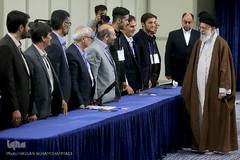 حضور حضرت آیت الله خامنه ای، رهبر معظم انقلاب پای صندوق اخذ رای