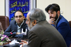 نقد و بررسی کتاب نگرشی منظومه‌ای و دیالکتیکی به سینما
