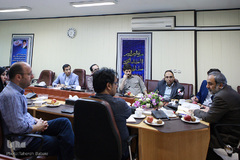 نقد و بررسی کتاب نگرشی منظومه‌ای و دیالکتیکی به سینما
