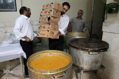 سفره افطار حضرت عبدالعظیم حسنی (ع)