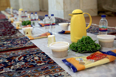سفره افطار حضرت عبدالعظیم حسنی (ع)