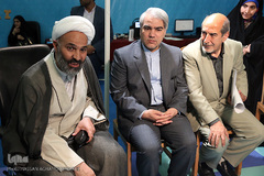 حضور اعضای فراکسیون قرآن، عترت و نماز مجلس شورای اسلامی در غرفه ایکنا 