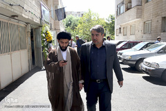 حمید صابر فرزام،  مدیرعامل خبرگزاری ایکنا و فرزند مجاهد جانباز شهید حجت الاسلام سید «مهدی تقوی» از شهدای جنایت تروریستی مجلس