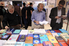 غرفه سازمان فعالیتهای قرآنی دانشگاهیان کشور در نمایشگاه بین المللی قرآن کریم