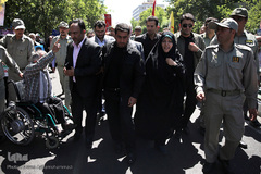 حضورمعصومه ابتکار، رییس سازمان حفاظت محیط زیست در راهپیمایی روز قدس