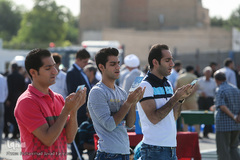 نماز عید سعید فطر در جوار سیدالکریم (ع)