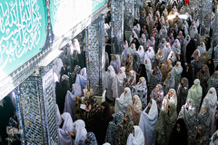 نماز عید سعید فطر در جوار حرم حضرت امام زاده حسن (ع)
