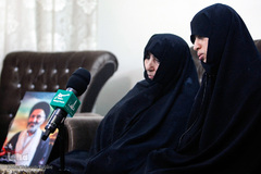 دیدار با خانواده شهید حجت‌الاسلام سیدمهدی تقوی
