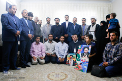 دیدار با خانواده شهید حجت‌الاسلام سیدمهدی تقوی
