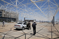 بازدید حجت‌الاسلام  قاضی عسکر، نماینده ولی فقیه در امور حج و زیارت از سالن در دست احداث ویژه حجاج فرودگاه امام خمینی(ره)