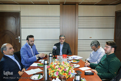 نشست هم‌اندیشی طرح سفیران نور
