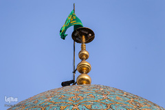 به اهتزاز درآمدن پرچم امامزادگان طاهر و حمزه علیهما السلام 