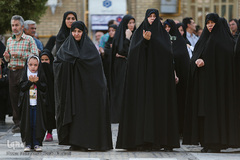 به اهتزاز درآمدن پرچم امامزادگان طاهر و حمزه علیهما السلام 