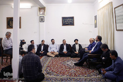 دیدار نمایندگان جامعه قرآنی با خانواده شهید محمدرضا قوام
