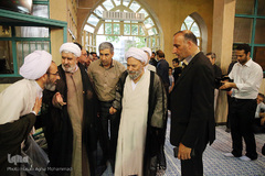تشییع پیکر آیت الله مروارید(ره) در حسینیه جماران