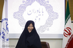 زهرا درخشانی مدیر موسسه مکتب نرگس رباط کریم
