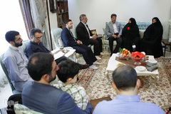 دیدار نمایندگان جامعه قرآنی با خانواده شهید «شهید احمد انصاری»
