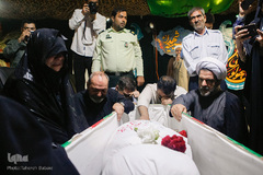 وداع با پیکر شهید محمد رونقی پس از ۲۹ سال
