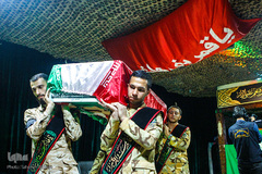 وداع با پیکر شهید محمد رونقی پس از ۲۹ سال
