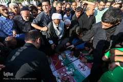 تشییع پیکر دو شهید گمنام در روز شهادت امام جواد (ع)
