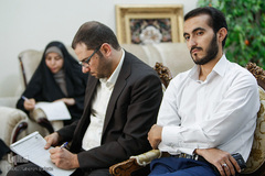 دیدار نمایندگان جامعه قرآنی با خانواده شهید قرآنی «شهید سعید فرشچی»
