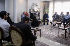 دیدار نمایندگان جامعه قرآنی با خانواده شهید قرآنی «شهید سعید فرشچی»
