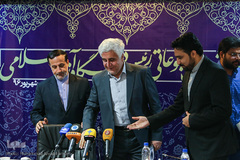 اولین نشست مطبوعاتی رئیس دانشگاه آزاد اسلامی 