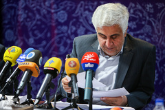 اولین نشست مطبوعاتی رئیس دانشگاه آزاد اسلامی 