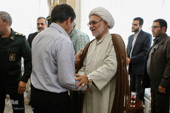 دیدار نمایندگان جامعه قرآنی با خانواده شهید مدافع حرم علی آقا عبداللهی
