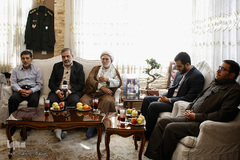 دیدار نمایندگان جامعه قرآنی با خانواده شهید مدافع حرم علی آقا عبداللهی
