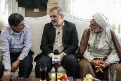 دیدار نمایندگان جامعه قرآنی با خانواده شهید مدافع حرم علی آقا عبداللهی
