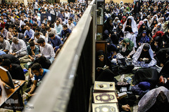 دعای عرفه در دانشگاه تهران
