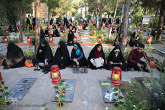 دعای عرفه در بهشت زهرا (س) تهران