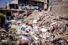 دفن فرهنگ زیر زباله های شهر