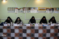 مسابقات قرآن کریم خواهران شاغل و خانواده های کارکنان ارتش
