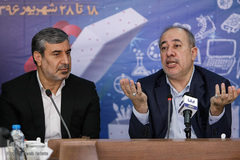 محمود صلاحی رییس سازمان فرهنگی هنری شهرداری تهران ومحسن ولیئی مدیرکل کمیته امداد استان تهران