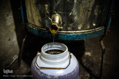 جدا سازی عسل از قاب موم با دستگاه